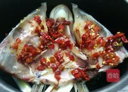 电压力锅剁椒鱼头的做法图解6