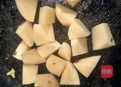 土豆熬小白菜的做法图解4