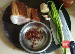 红烧腊肉的做法图解2