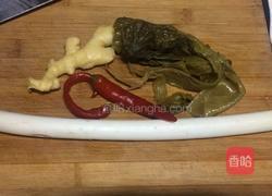 酸菜鲫鱼的做法图解7