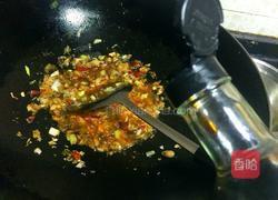 酸菜鲫鱼的做法图解10