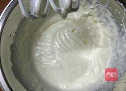 黄桃酸奶慕斯的做法图解2