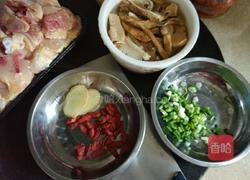 松茸炖鸡的做法图解4