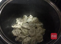 电饭煲煎饺的做法图解6