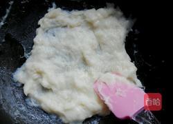 椰丝牛奶小方块的做法图解3