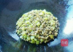 青椒炒酸豆角的做法图解6