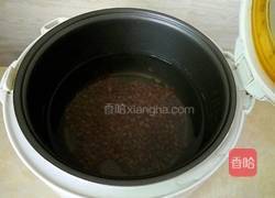 红豆黑糯米粥的做法图解3