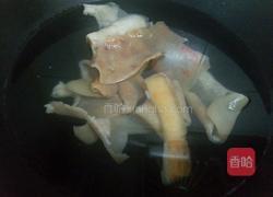 泡椒猪皮的做法图解2