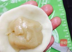 红豆蛋黄酥的做法图解5