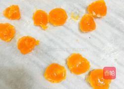 红豆蛋黄酥的做法图解8