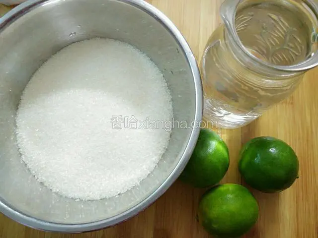 准备所需食材。