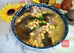 黄豆海带排骨汤的做法图解1