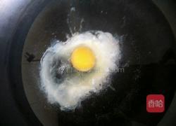 煮荷包蛋的做法图解3