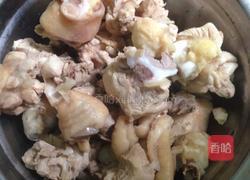 香菇土豆焖鸡块的做法图解3