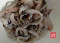 炸鱿鱼圈的做法图解1