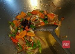 猪皮炒胡萝卜的做法图解11