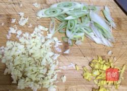 秘制蒜香排骨的做法图解3