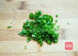 葱花鸡蛋面的做法图解2