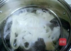 西红柿炒蘑菇鸡蛋浇汁手擀面的做法图解20