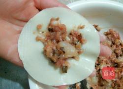 香菇猪肉馅饺子的做法图解5