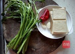 家常炒空心菜梗的做法图解1