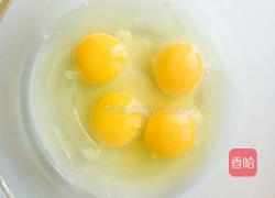 微波炉酱油鸡蛋的做法图解1