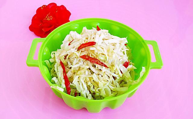 凉拌小白菜