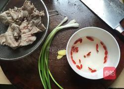 白菜炖排骨的做法图解5