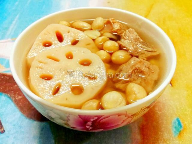 家常莲藕排骨汤