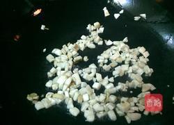 鸡蛋炒米饭的做法图解3