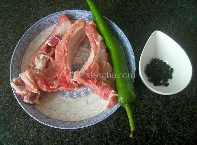 准备食材。