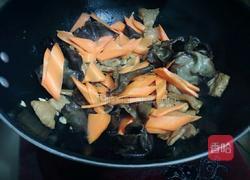 猪肉炒木耳的做法图解6