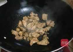 猪肉炒木耳的做法图解5