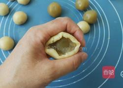 广式莲蓉月饼的做法图解10
