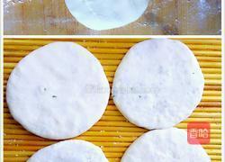 韭菜鸡蛋馅儿饼的做法图解7