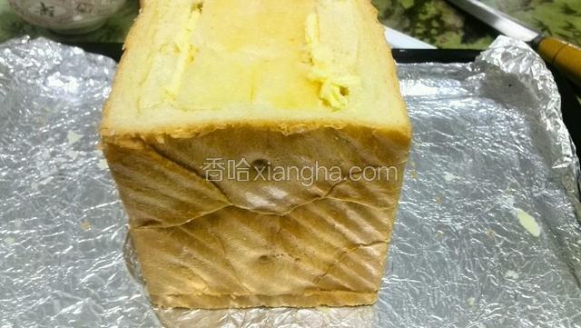 这是填满的土司面包