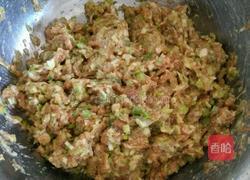 豆角肉馅饺子的做法图解2