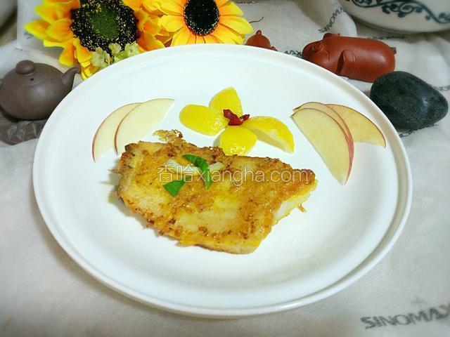 盛起装盘，这道菜就完成了！