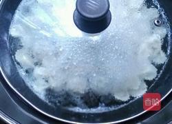 肉丸蝴蝶面汤的做法图解5