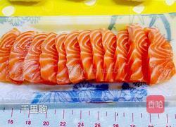 三文鱼寿司的做法图解1