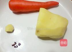 胡萝卜炒土豆的做法图解1