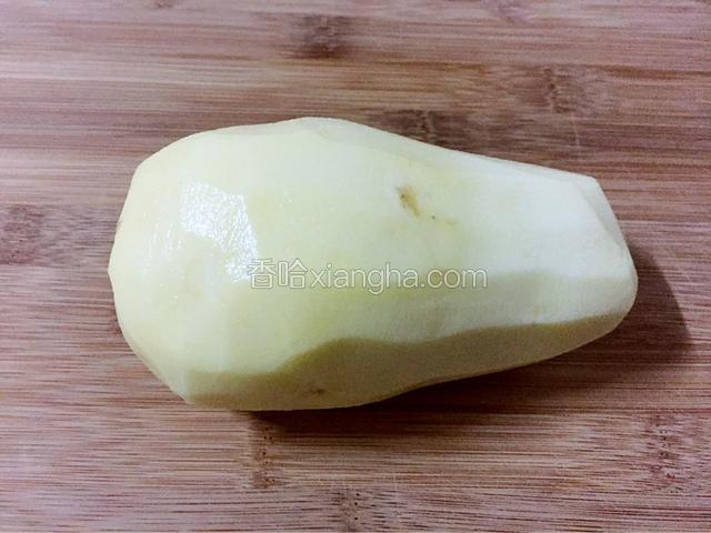 土豆去皮洗净