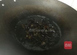 芹菜木耳炒肉的做法图解4