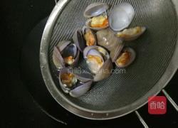 花蛤炖蛋的做法图解1
