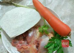 炒芋头鸡肉的做法图解1