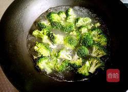 蒜蓉西兰花的做法图解3