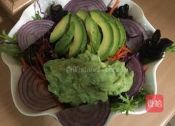 牛油果蔬菜沙拉的做法图解13