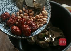 杜仲花生牛尾汤的做法图解4