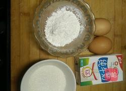 鸡蛋冰淇淋的做法图解1