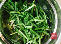 清炒韭菜的做法图解2